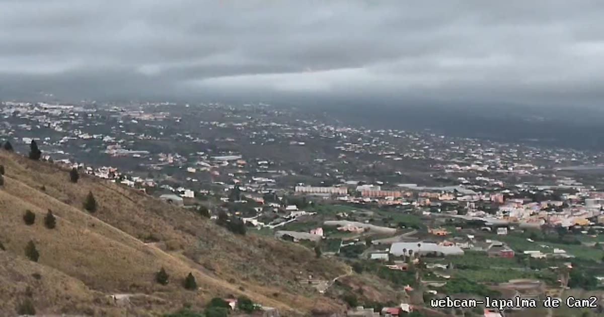 Dämmerung über der Cumbre Vieja auf La Palma — Webcam-Standbild